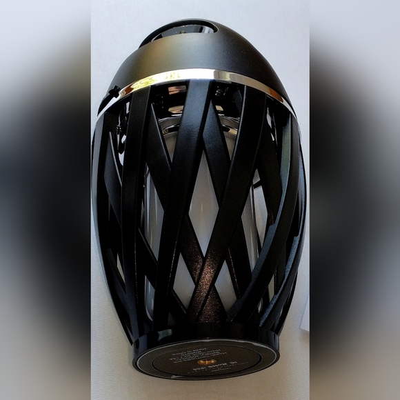 TikiTunes Portable Speaker with Ambient Flame Light Water Resistant - Picture 6 of 11